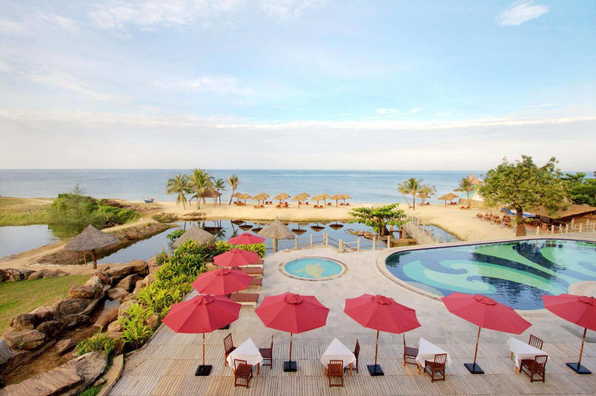 Long Beach Resort Phu Quoc Esterno foto